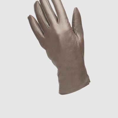 Women's leather gloves