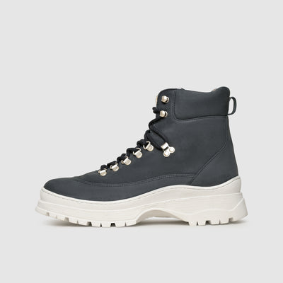 Suede boots for men