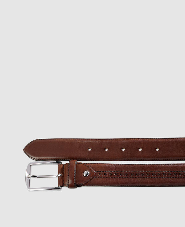 Lochmustergürtel in Dark Brown - Dark Brown